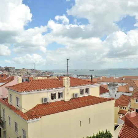 Santos - Upper Loft With River View * Lisbona