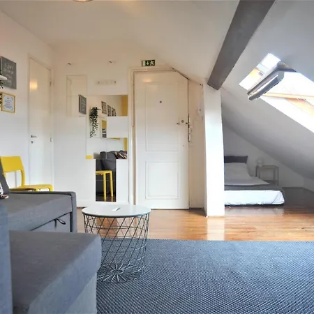 아파트 Machadinho - Loft With River View 리스본